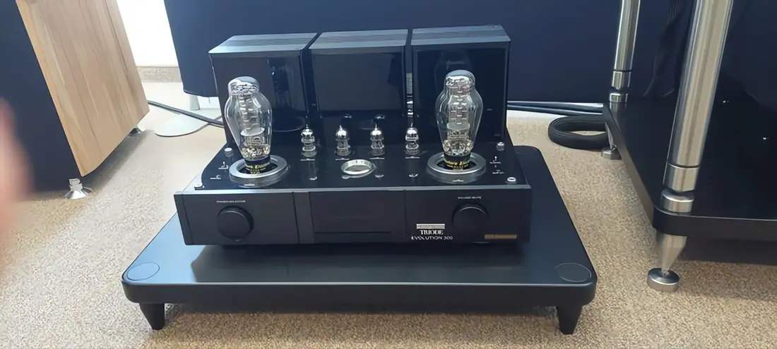 Triode Evolution 300 15th Anniversary avec tubes Western Electric WE300B